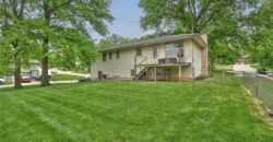 5816 Whispering Oaks Lane, Kansas City, MO 64152