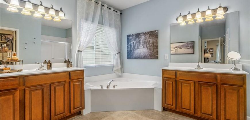 8923 NE 97th Street, Kansas City, MO 64157