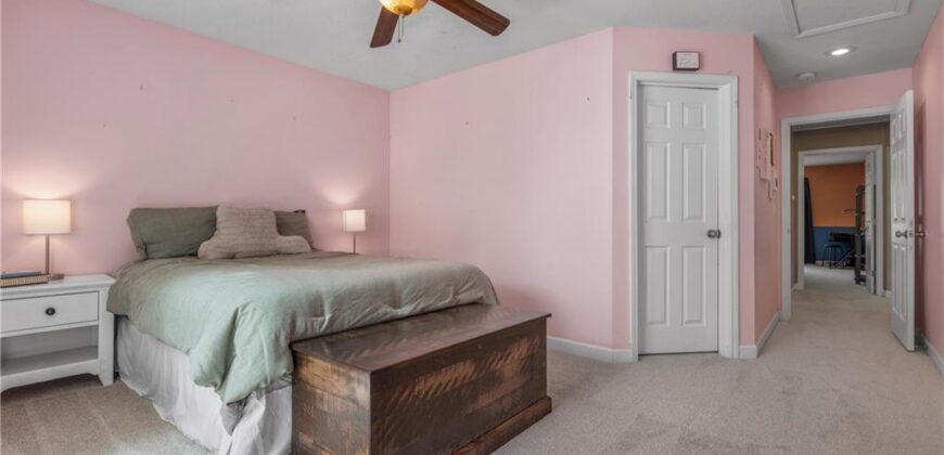 8923 NE 97th Street, Kansas City, MO 64157