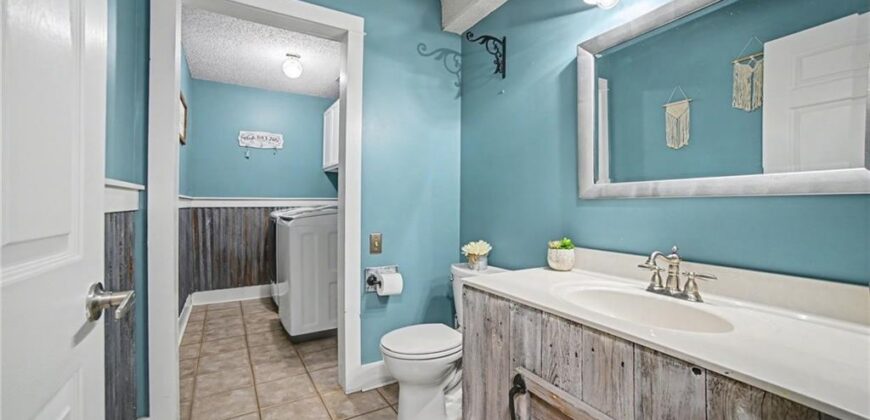 8501 N McDonald Avenue, Kansas City, MO 64153
