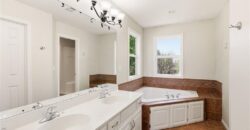 1925 MEADOWLANE Street, Kearney, MO 64060