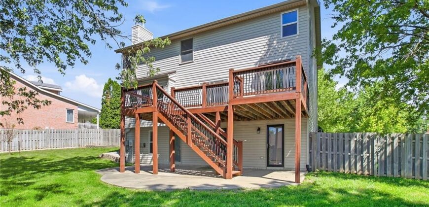 1925 MEADOWLANE Street, Kearney, MO 64060