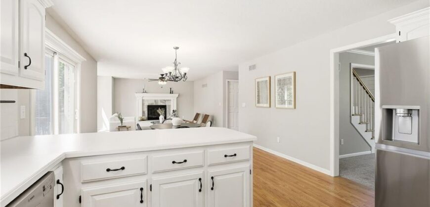 1925 MEADOWLANE Street, Kearney, MO 64060