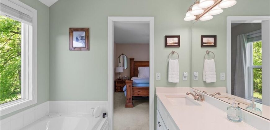 1110 Sarah Lane, Kearney, MO 64060