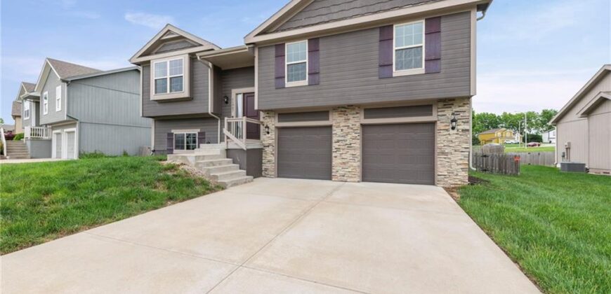 11907 N Tracy Avenue, Kansas City, MO 64155