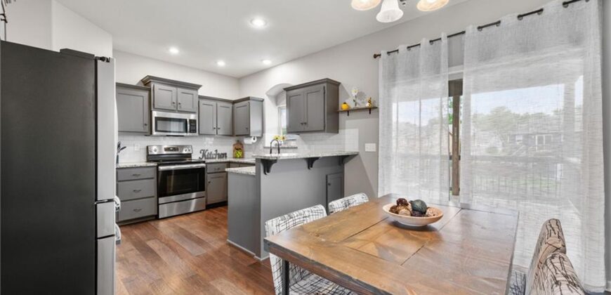 11907 N Tracy Avenue, Kansas City, MO 64155