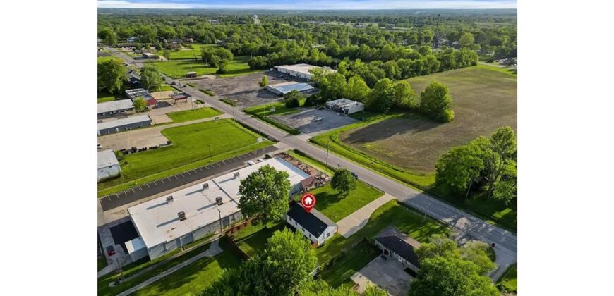 1227 N Jesse James Road, Excelsior Springs, MO 64024