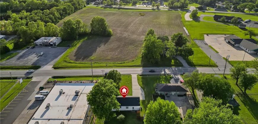 1227 N Jesse James Road, Excelsior Springs, MO 64024
