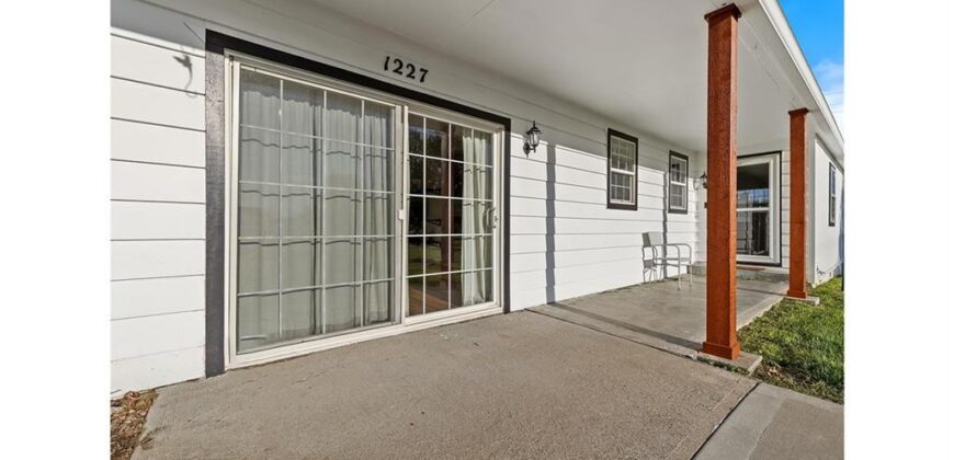 1227 N Jesse James Road, Excelsior Springs, MO 64024