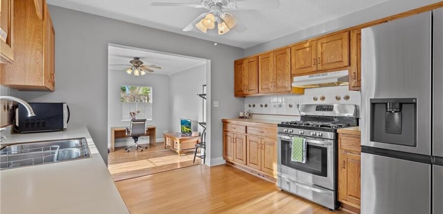 1227 N Jesse James Road, Excelsior Springs, MO 64024
