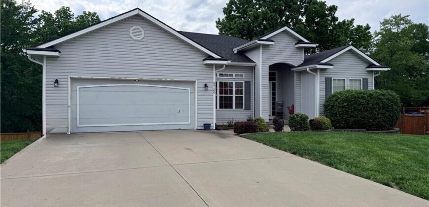 8720 N BELTON Avenue, Kansas City, MO 64154
