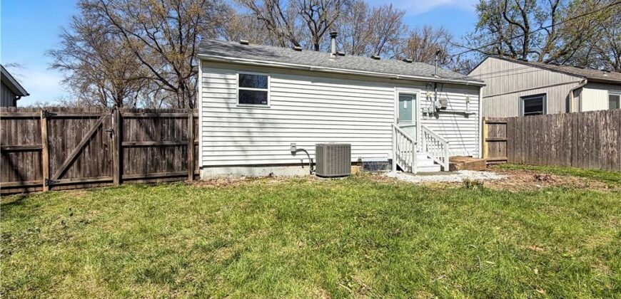 1005 NE 44th Street, Kansas City, MO 64116