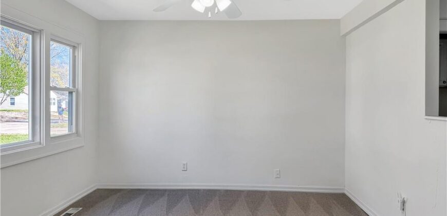 1005 NE 44th Street, Kansas City, MO 64116