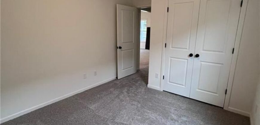 1600 Cottonwood Creek Avenue, Kearney, MO 64060