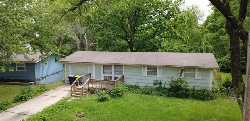 3617 NE Cypress Drive, Kansas City, MO 64117