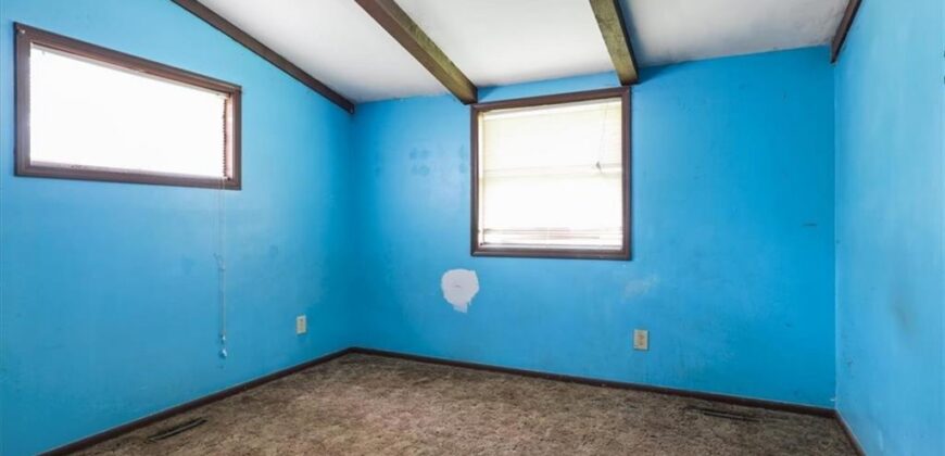 3617 NE Cypress Drive, Kansas City, MO 64117