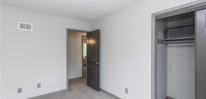 507 NE 90th Terrace, Kansas City, MO 64155
