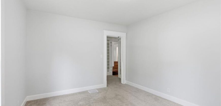 328 E Main Street, Smithville, MO 64089