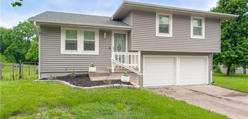 1452 Park Lane, Liberty, MO 64068
