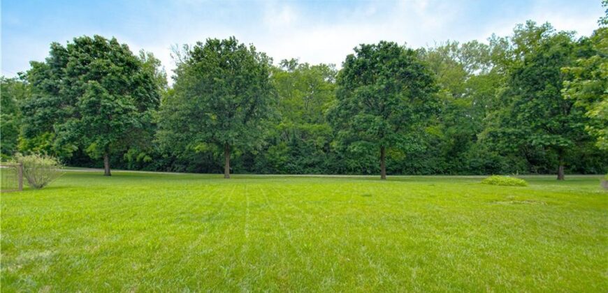 1452 Park Lane, Liberty, MO 64068