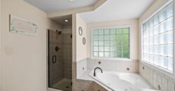 9338 NW 86th Terrace, Kansas City, MO 64153