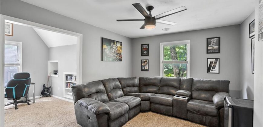 9338 NW 86th Terrace, Kansas City, MO 64153
