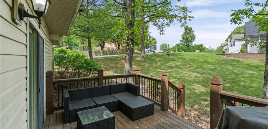 9338 NW 86th Terrace, Kansas City, MO 64153