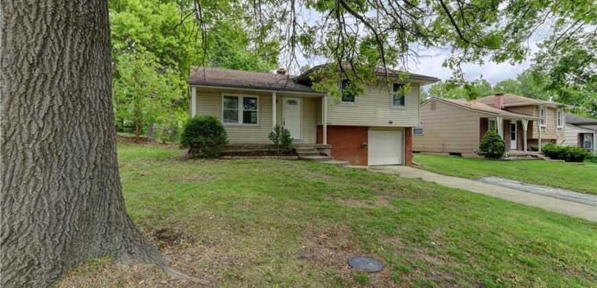 5733 N Drury Avenue, Kansas City, MO 64119