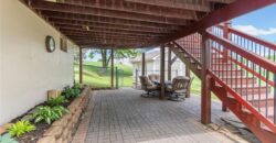 7525 N Amity Avenue, Parkville, MO 64152