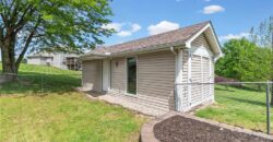 7525 N Amity Avenue, Parkville, MO 64152