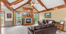7525 N Amity Avenue, Parkville, MO 64152