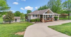 7525 N Amity Avenue, Parkville, MO 64152