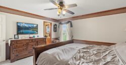 7525 N Amity Avenue, Parkville, MO 64152