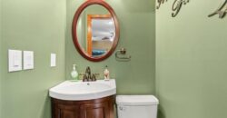 7525 N Amity Avenue, Parkville, MO 64152