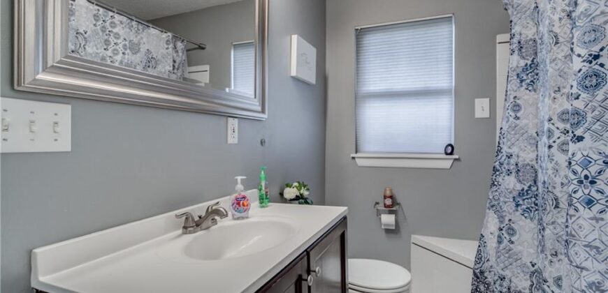 10124 NW 92nd Terrace, Kansas City, MO 64153