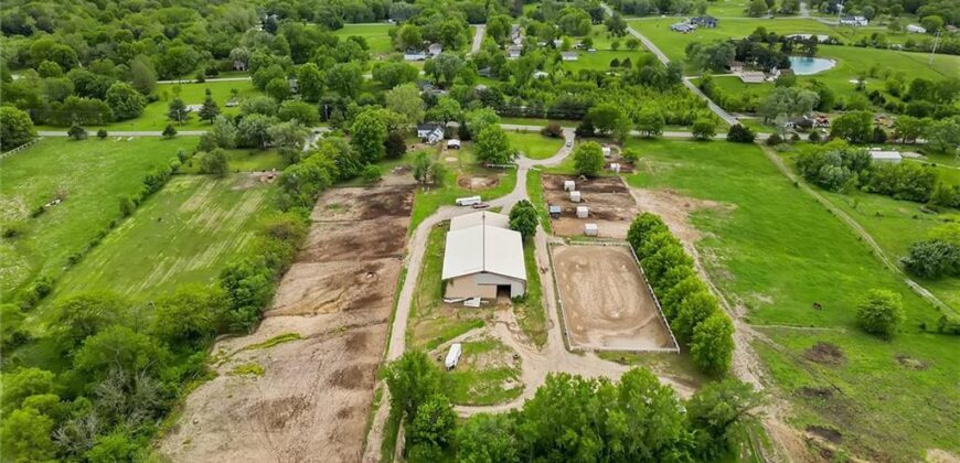 20622 NE 172nd Street, Holt, MO 64048