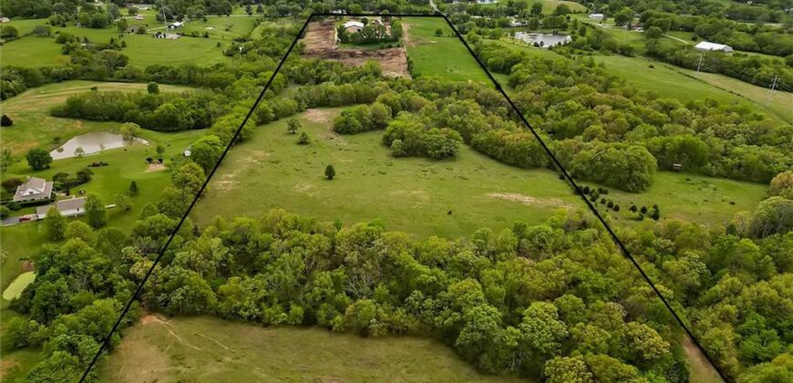 20622 NE 172nd Street, Holt, MO 64048