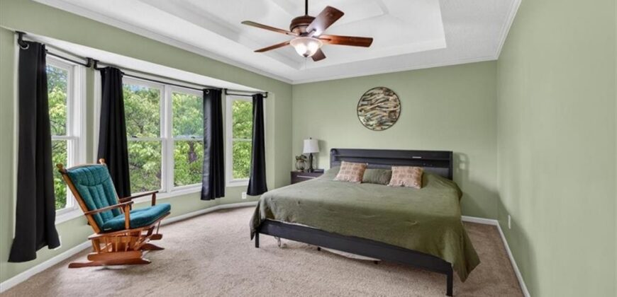 7007 N Holly Court, Kansas City, MO 64118