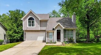 7007 N Holly Court, Kansas City, MO 64118