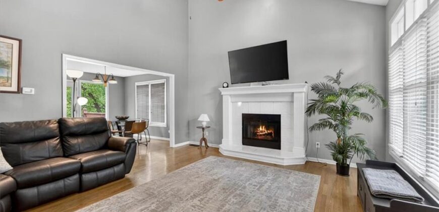 7007 N Holly Court, Kansas City, MO 64118