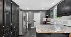 7007 N Holly Court, Kansas City, MO 64118