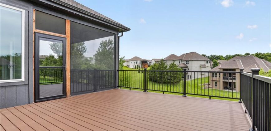 7330 NW Forest Lakes Drive, Parkville, MO 64152