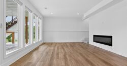 7330 NW Forest Lakes Drive, Parkville, MO 64152