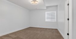 7330 NW Forest Lakes Drive, Parkville, MO 64152