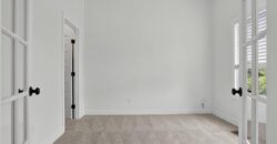 7330 NW Forest Lakes Drive, Parkville, MO 64152