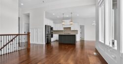 7330 NW Forest Lakes Drive, Parkville, MO 64152