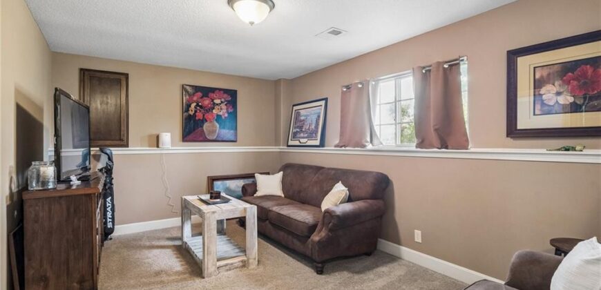 8905 N Agnes Avenue, Kansas City, MO 64156