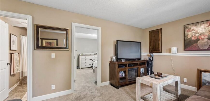 8905 N Agnes Avenue, Kansas City, MO 64156