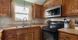 101 Bridgeport Drive, Smithville, MO 64089