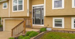 101 Bridgeport Drive, Smithville, MO 64089